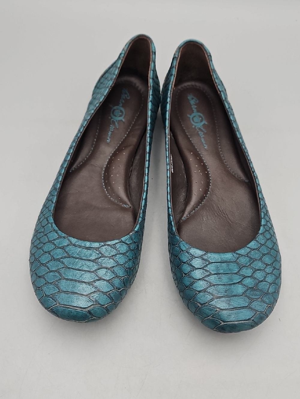 BORN Size 7.5 Teal Textured Leather Ballet Flats Shoes Slip On
